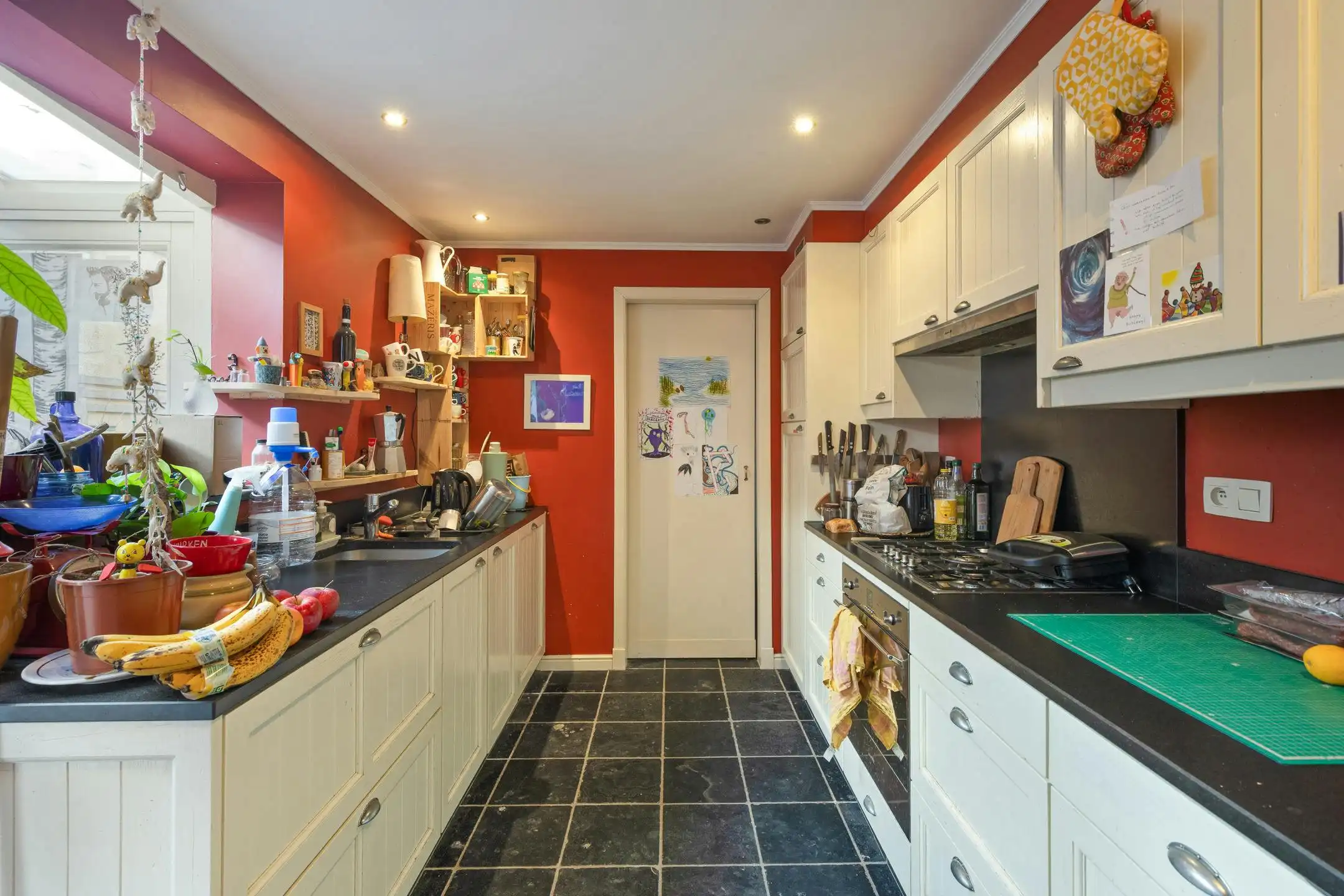 Gezellig huis met met 3 slaapkamers, leuke stadskoer en garage foto 13
