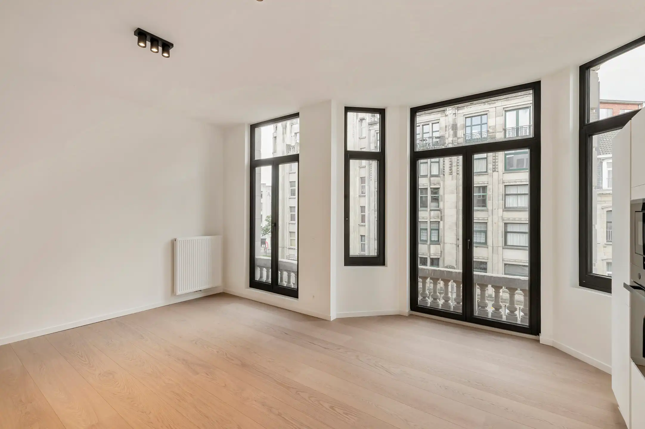 Ruim gerenoveerd appartement foto 3