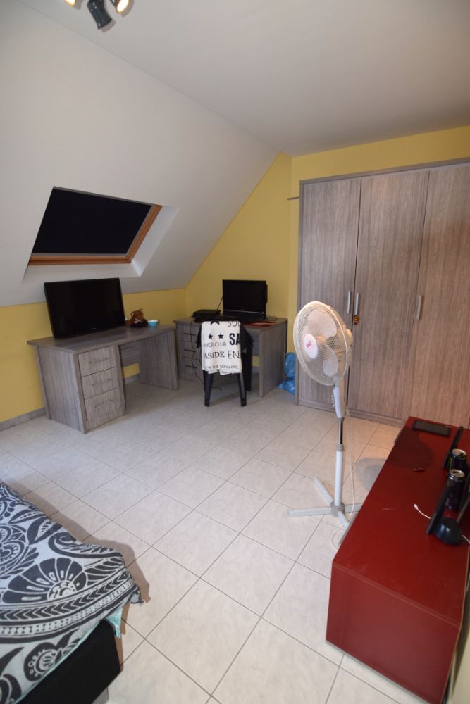 Mooi duplexappartement met drie slaapkamers en twee zongerichte terrassen. foto 14