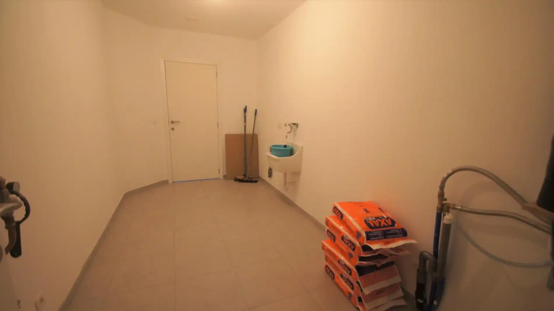 Zeer recente woning met 3 ruime slpks, tuin en terras foto 5