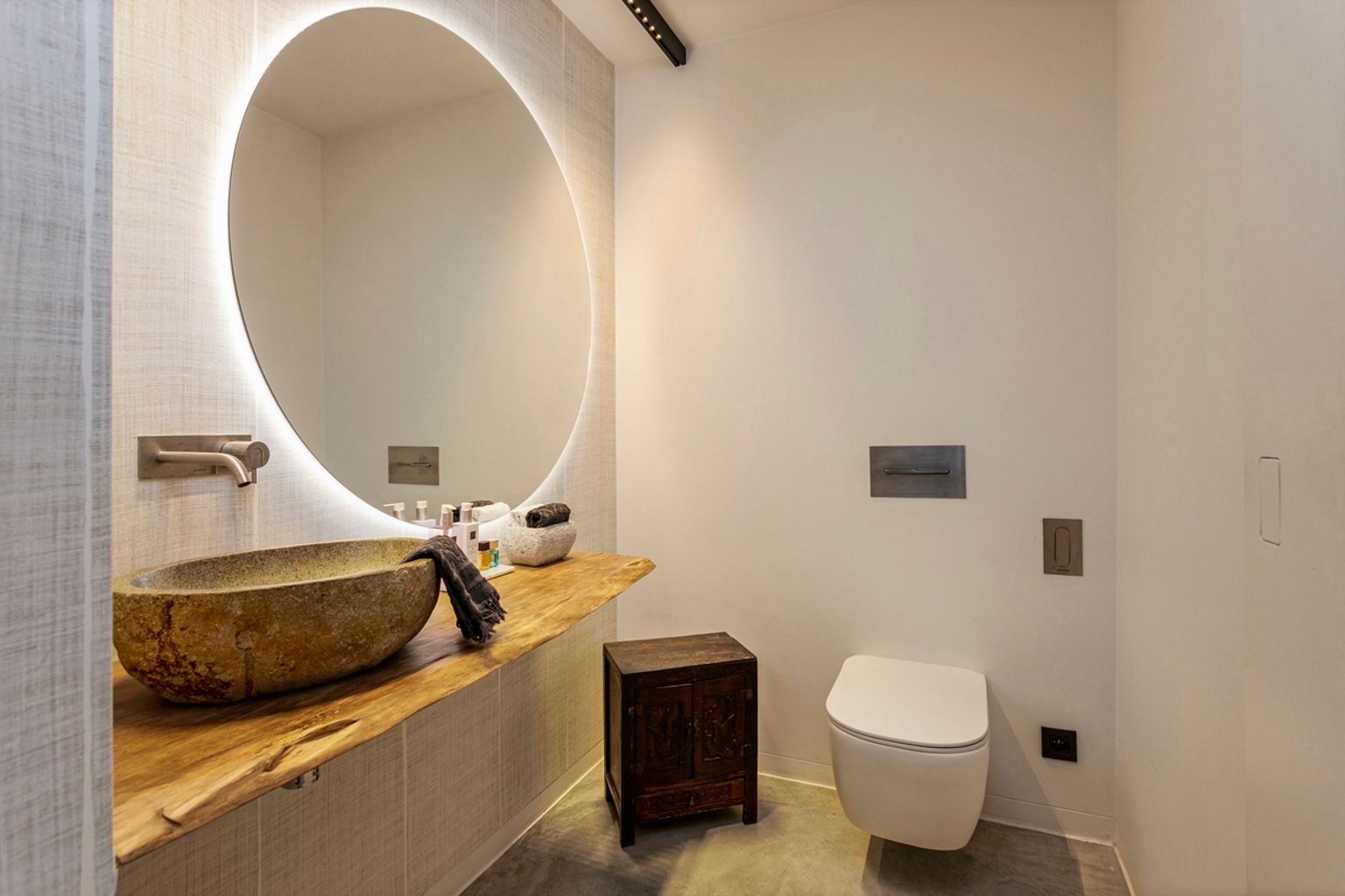 LUXUEUS EN EXCLUSIEF LANDHUIS  MET PARKTUIN.  foto 18