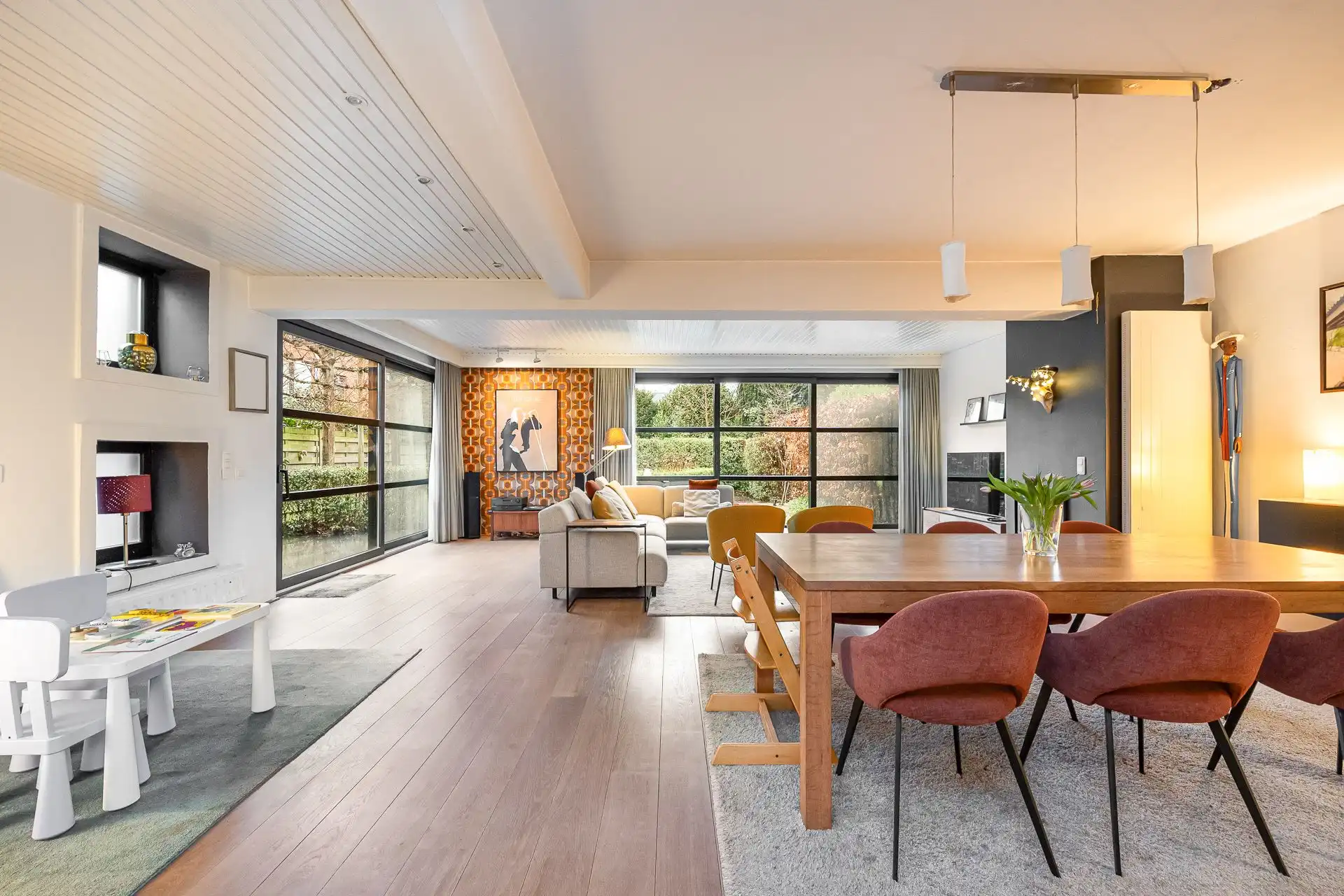 Halfopen bebouwing met 6 slaapkamers en tuin in Hoboken! foto 4