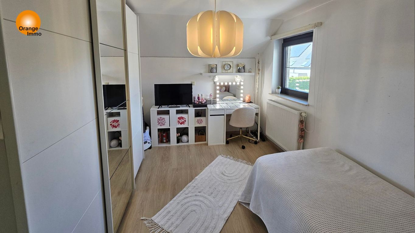 Knappe moderne woning met een mooie tuin  in Dilsen-Stokkem. foto 7