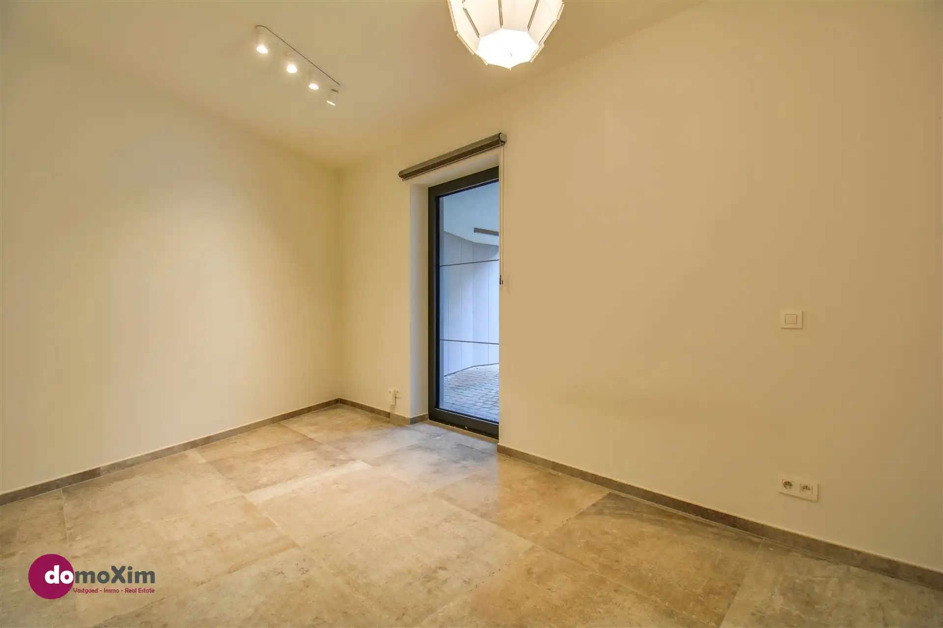 Gelijkvloers appartement met één slaapkamer & parkeerplaats in Leuven foto 12