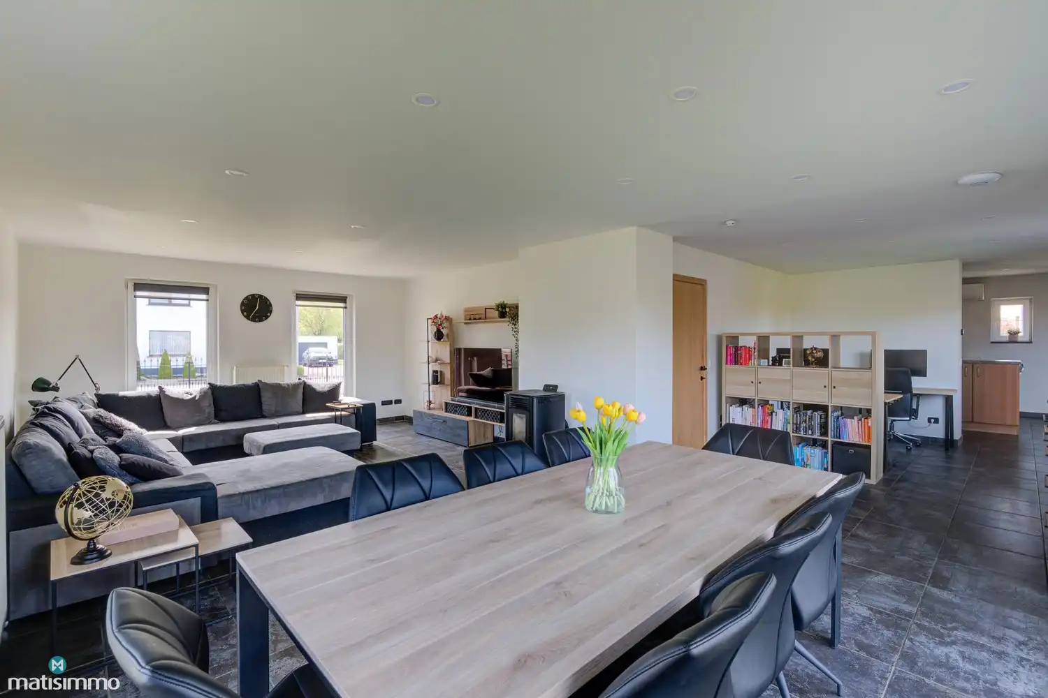 GERENOVEERDE WONING MET 3 SLAAPKAMERS, RUIME GARAGE EN TUIN (11A 40CA) TE BILZEN foto 7