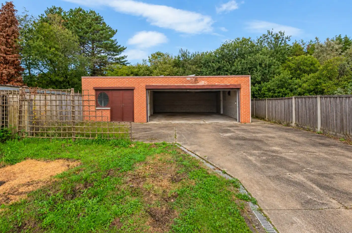 Instapklare woning met 3 slpk., tuin en magazijn te Nijlen foto 23