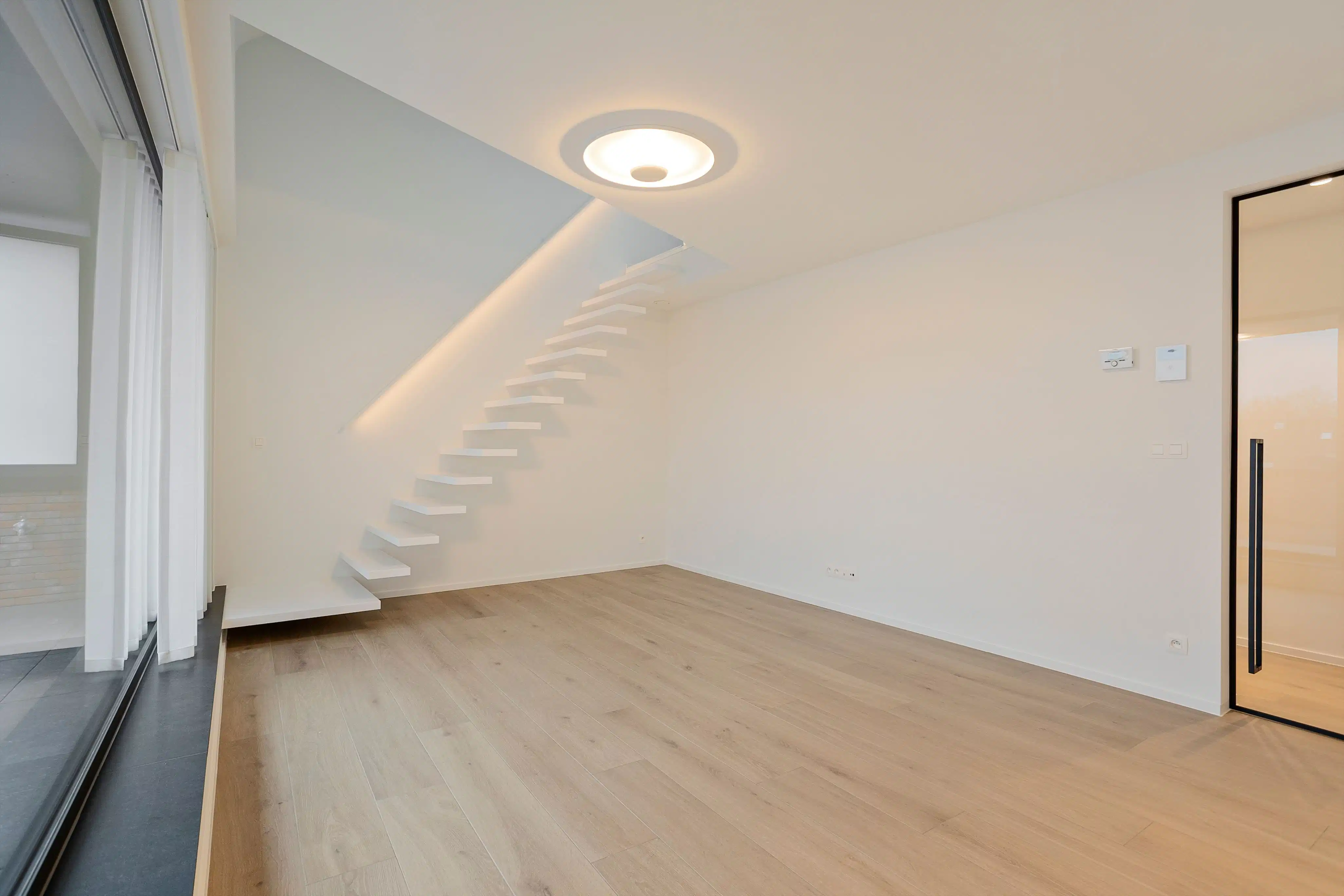 Appartement Te Huur foto 7