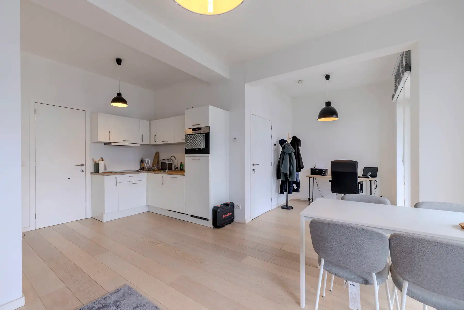 Mooi app. op leuke locatie, momenteel verhuurd! foto 4