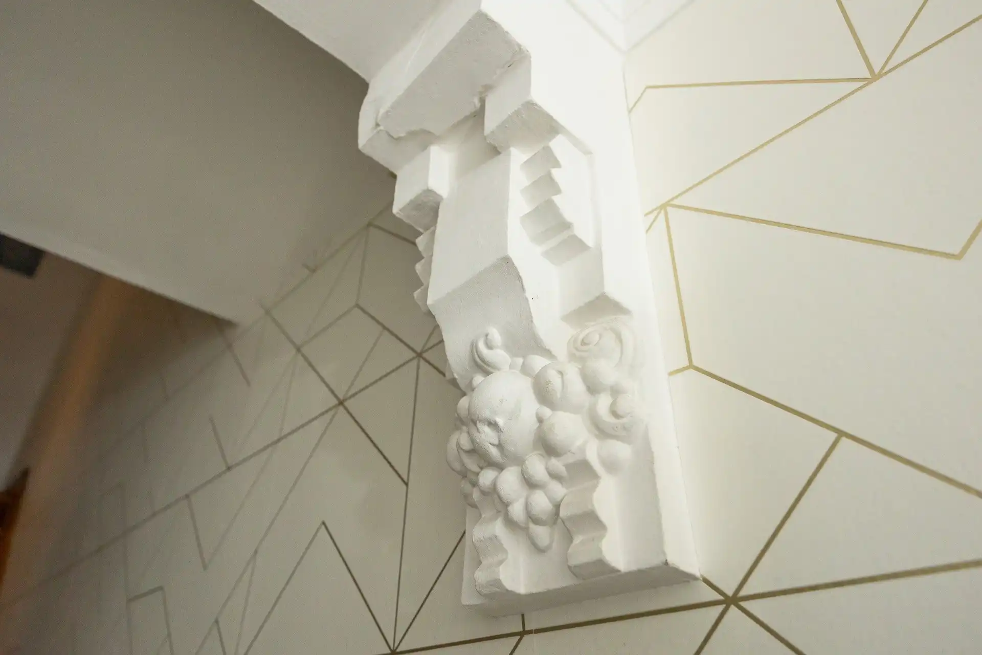 Ruime, instapklare gezinswoning met authentieke elementen in Berchem foto 25