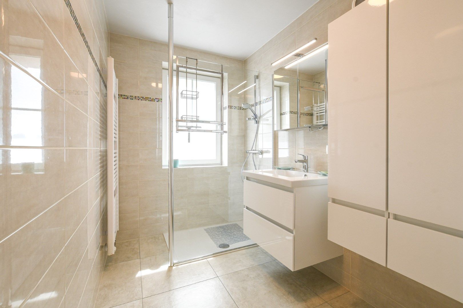 Modern 2-slaapkamerappartement met terras nabij duinen en strand, De Haan foto 19