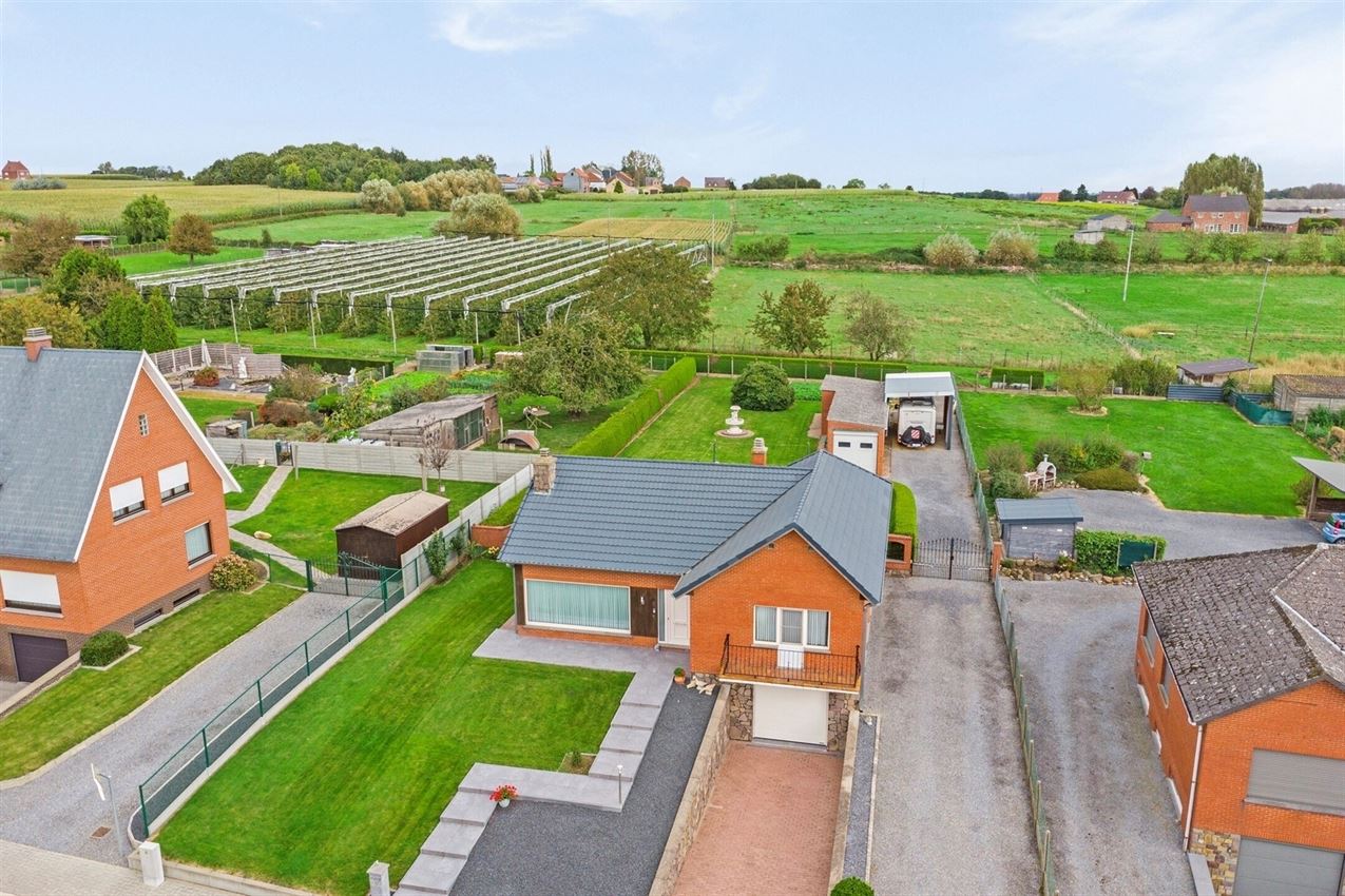 Instapklare woning, 3slk, met weiland 52a foto 34
