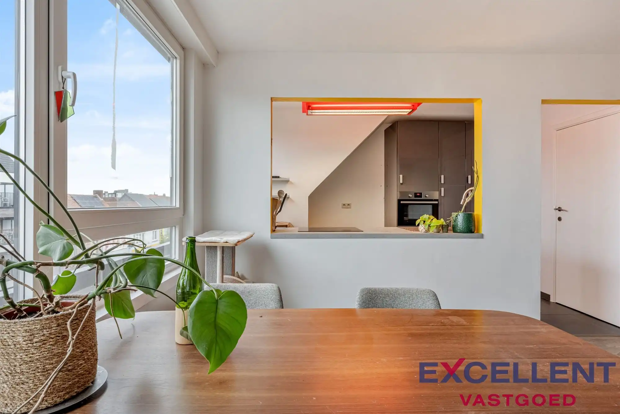 Centraal gelegen appartement te koop in Deinze foto 5