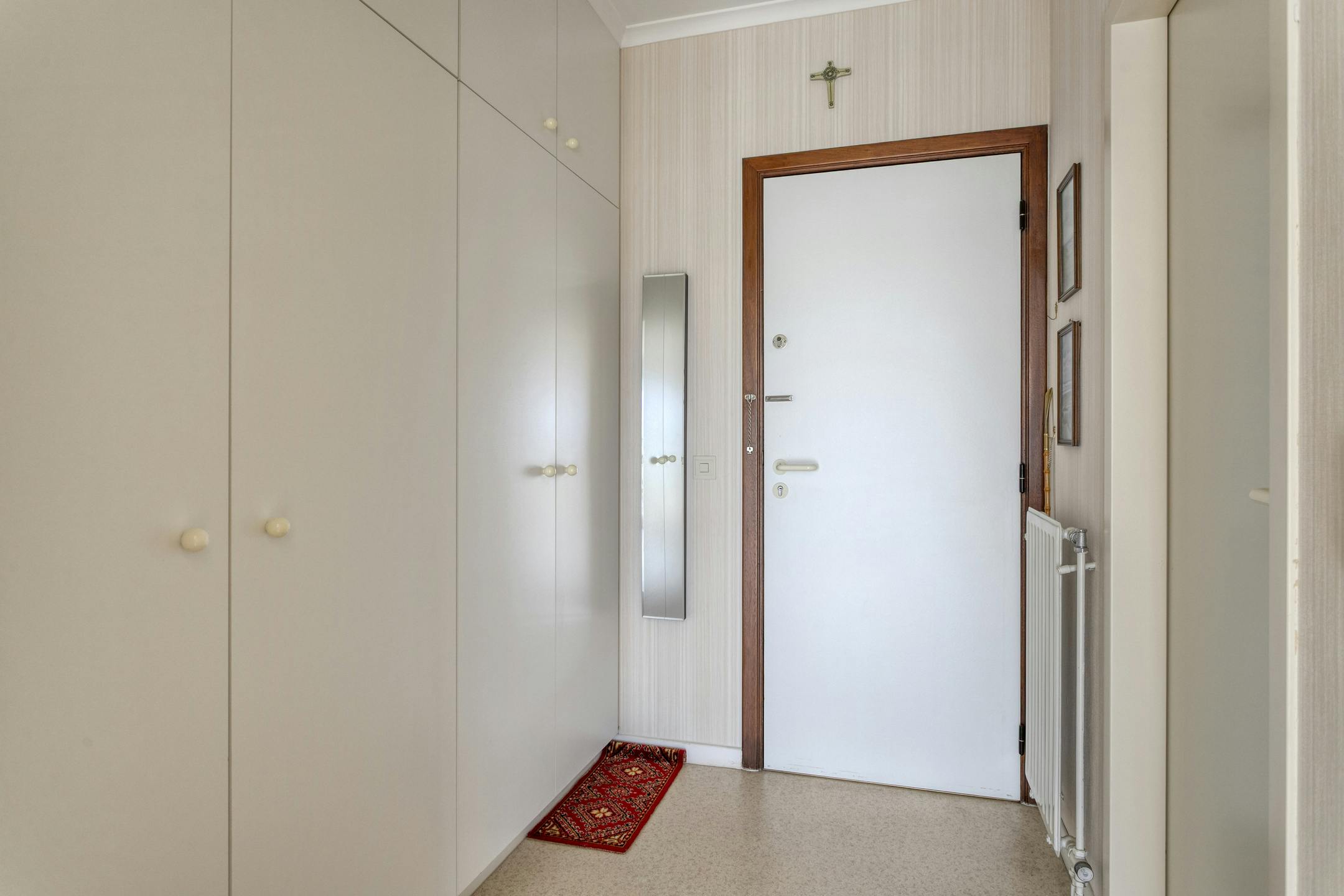  Gemeubelde studio met kelder vlakbij zee in De Panne foto 7