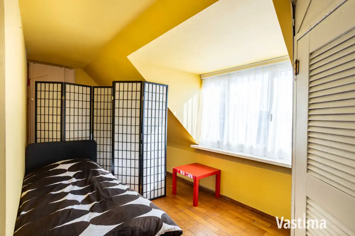 Instapklare dokterswoning met garage en 5 slaapkamers foto 29