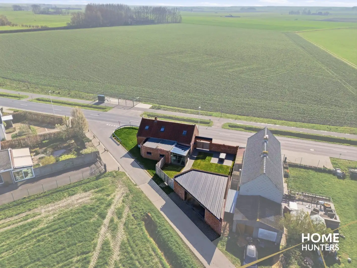 Instapklare hoekwoning in het rustige Leffinge! foto 22