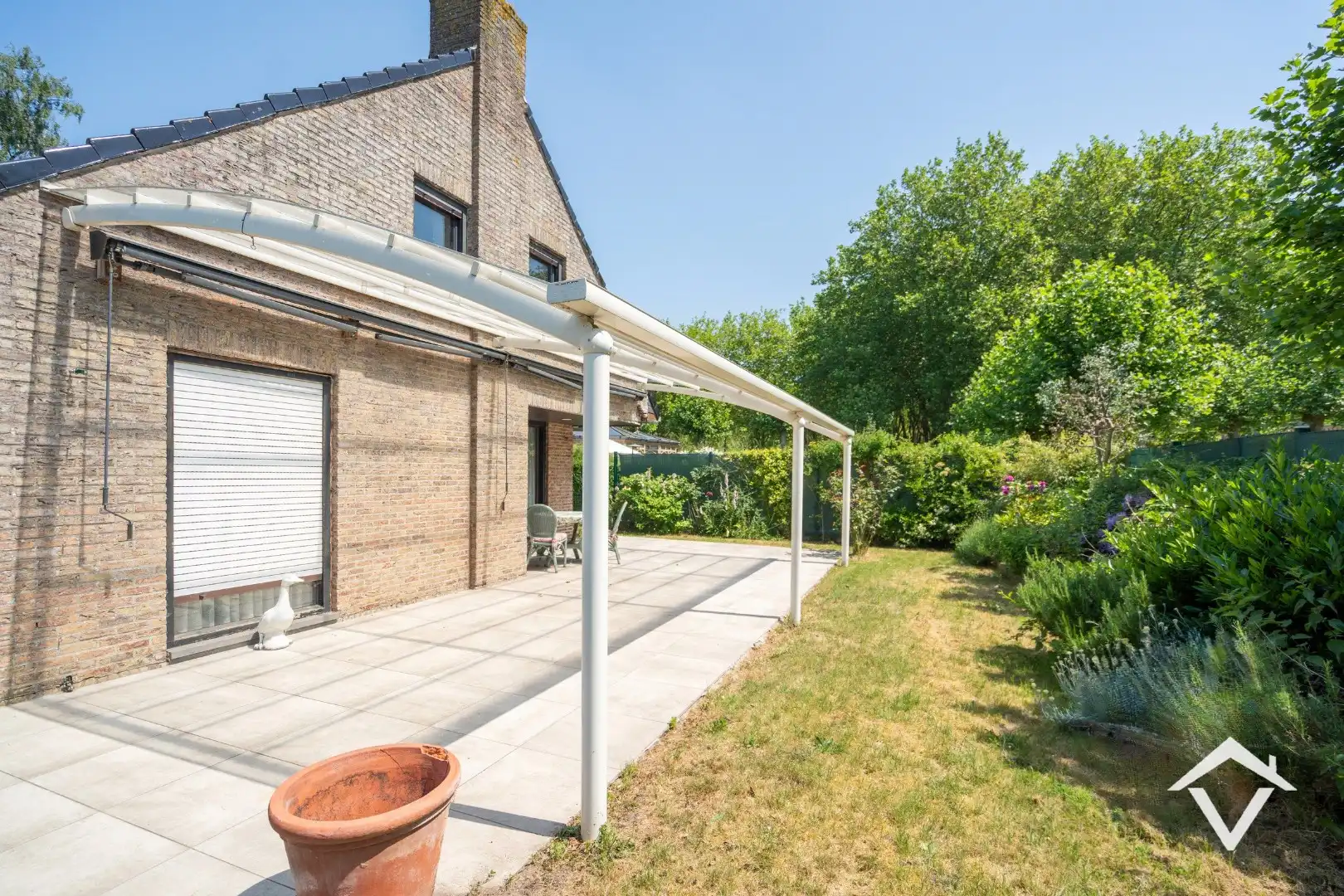 Zeer ruime en instapklare woning met veel mogelijkheden te Eernegem foto 9