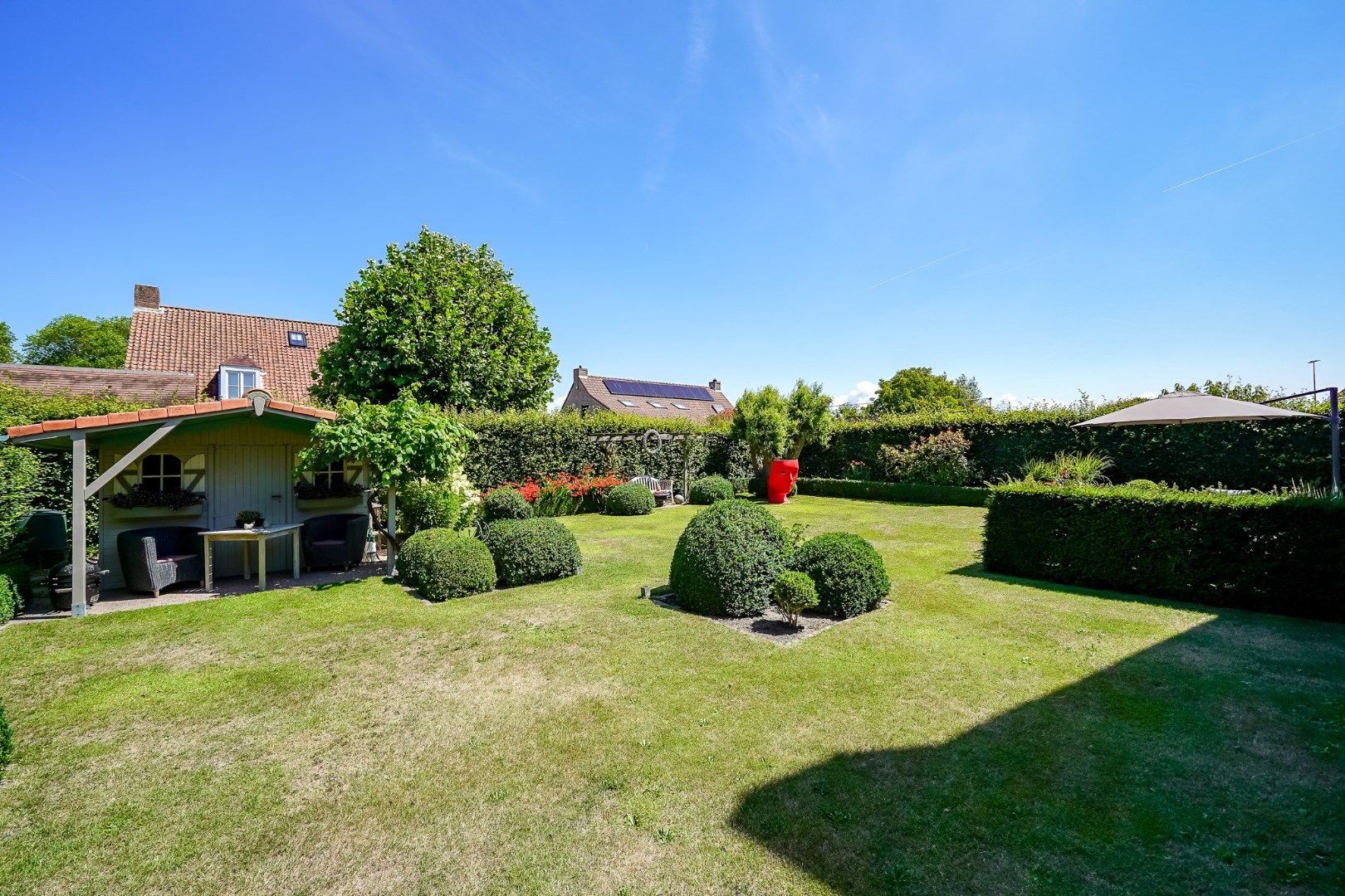 Vrijstaande villa met 6 slaapkamers en prachtige tuin in Bredene-Vosseslag foto 32