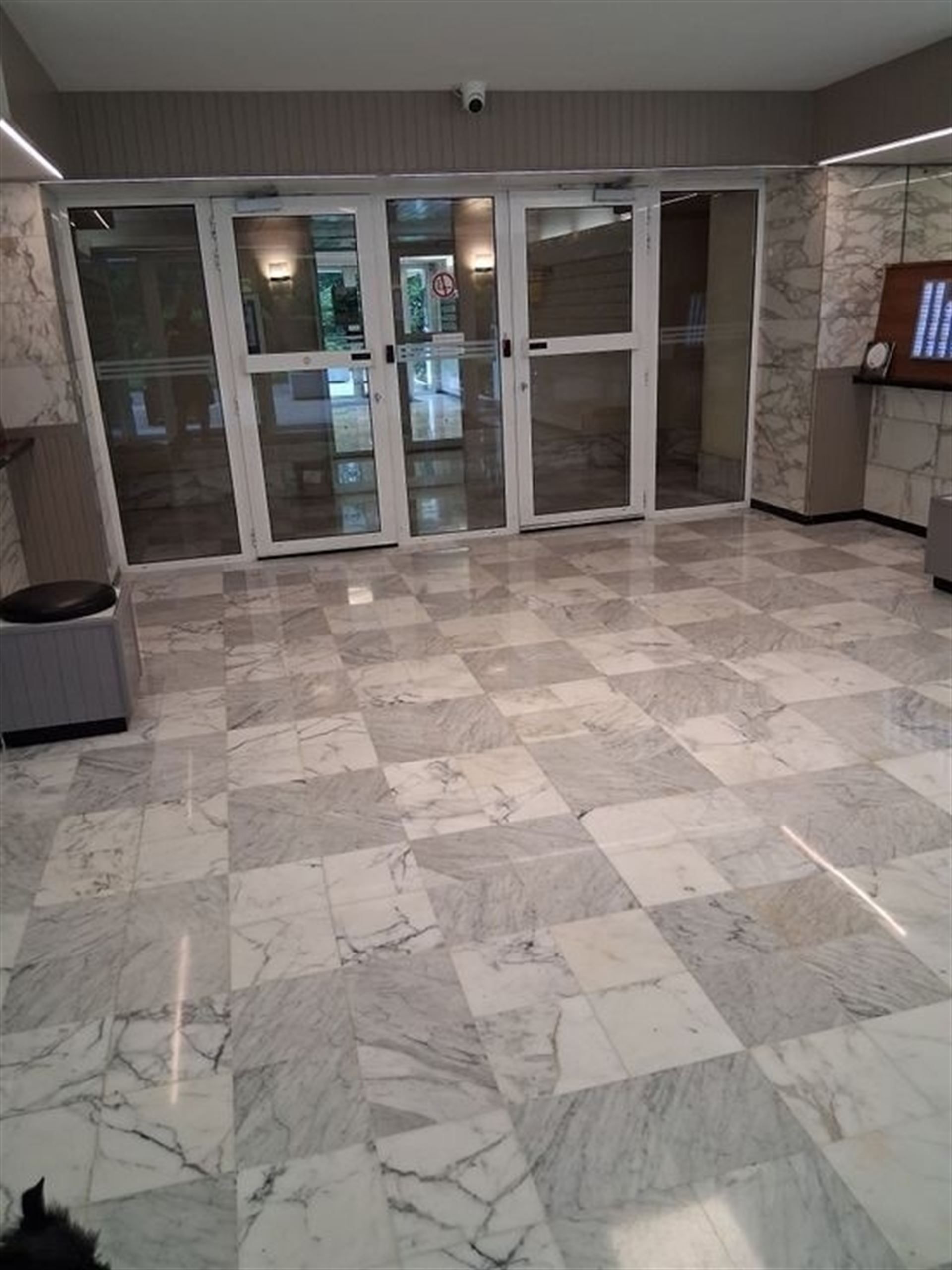 Charmant appartemen met terras ! foto 9