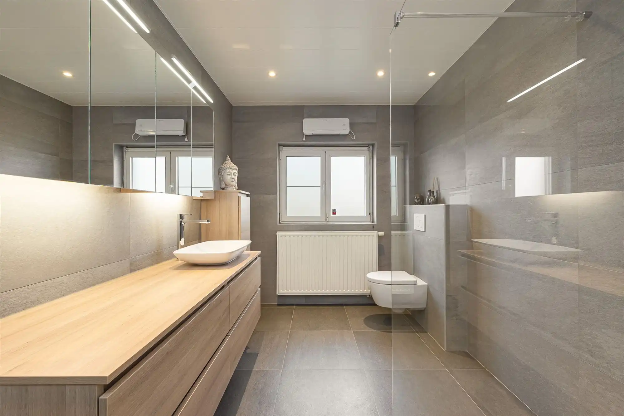 Instapklare woning met tuin in Beerzel foto 11