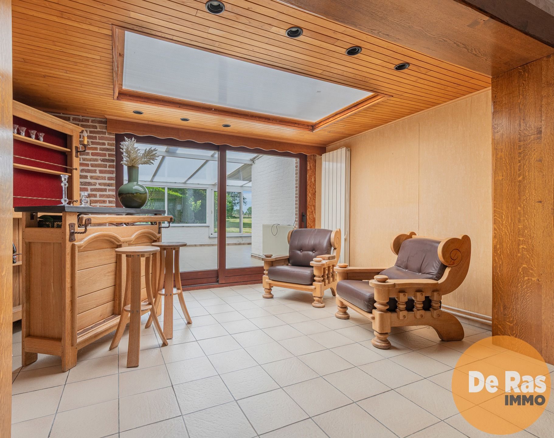 WOUBRECHTEGEM–Solide woning met loods in landelijke omgeving foto 8