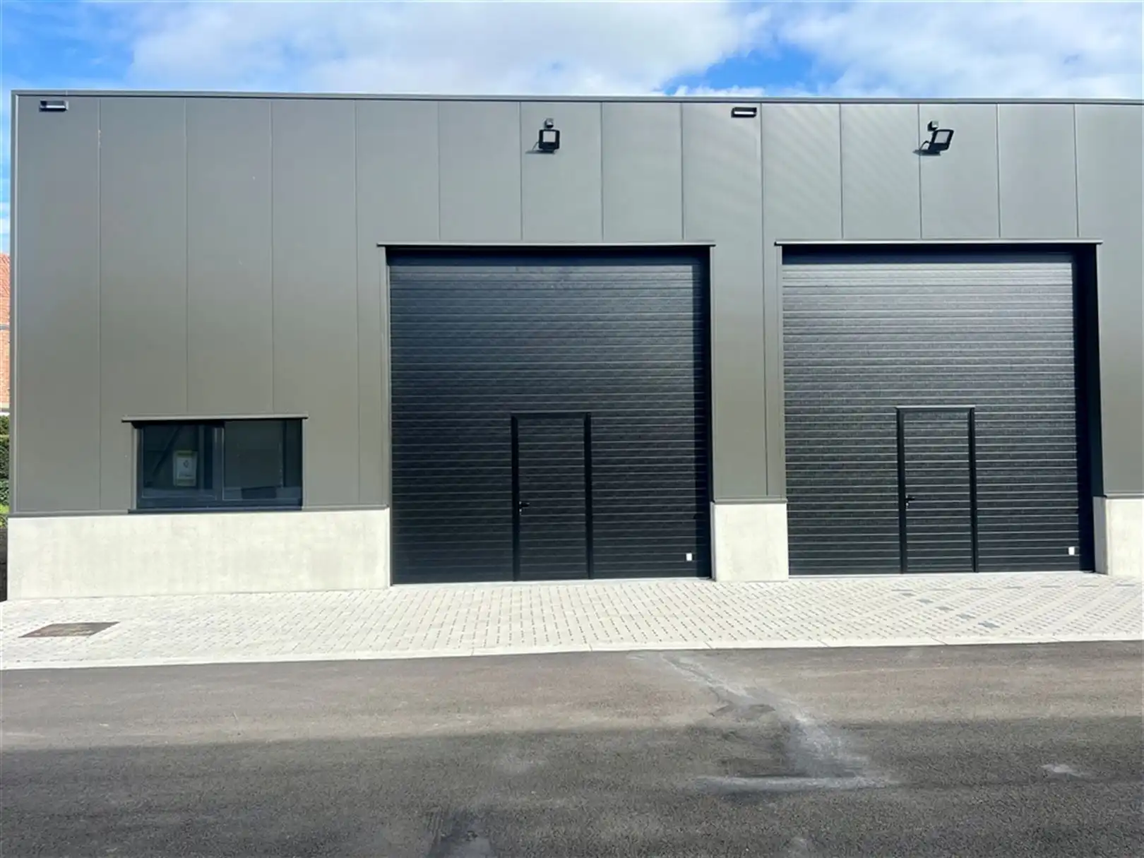 Te Huur/Te Koop Nieuwbouw KMO units te Tielt foto 6