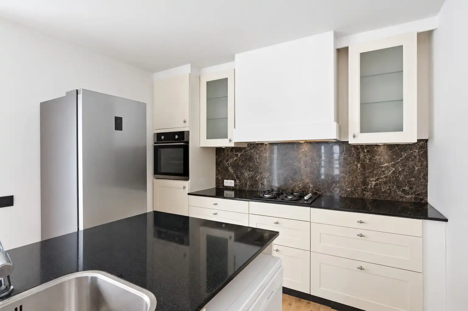 Vernieuwde woning met 5 slaapkamers te Zeebrugge foto 7