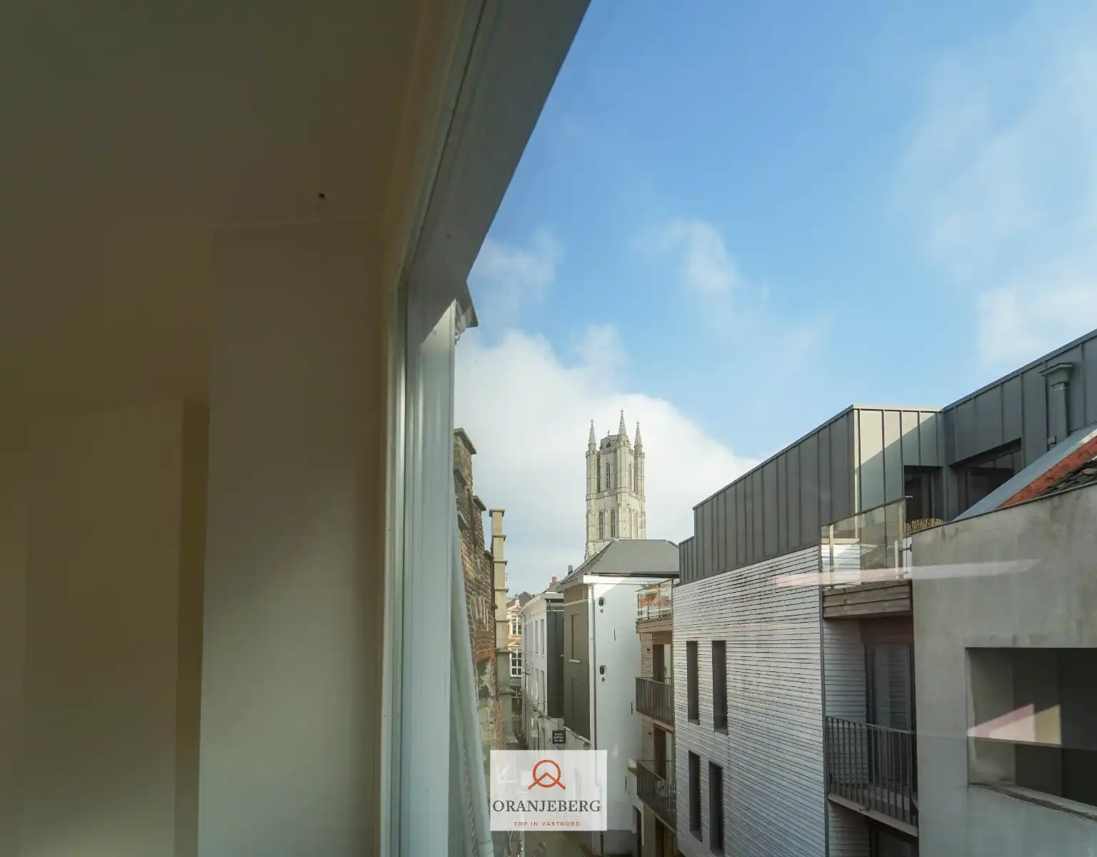 Handelshoekpand Te Huur in gezellig zijstraatje van de Mageleinstraat foto 32