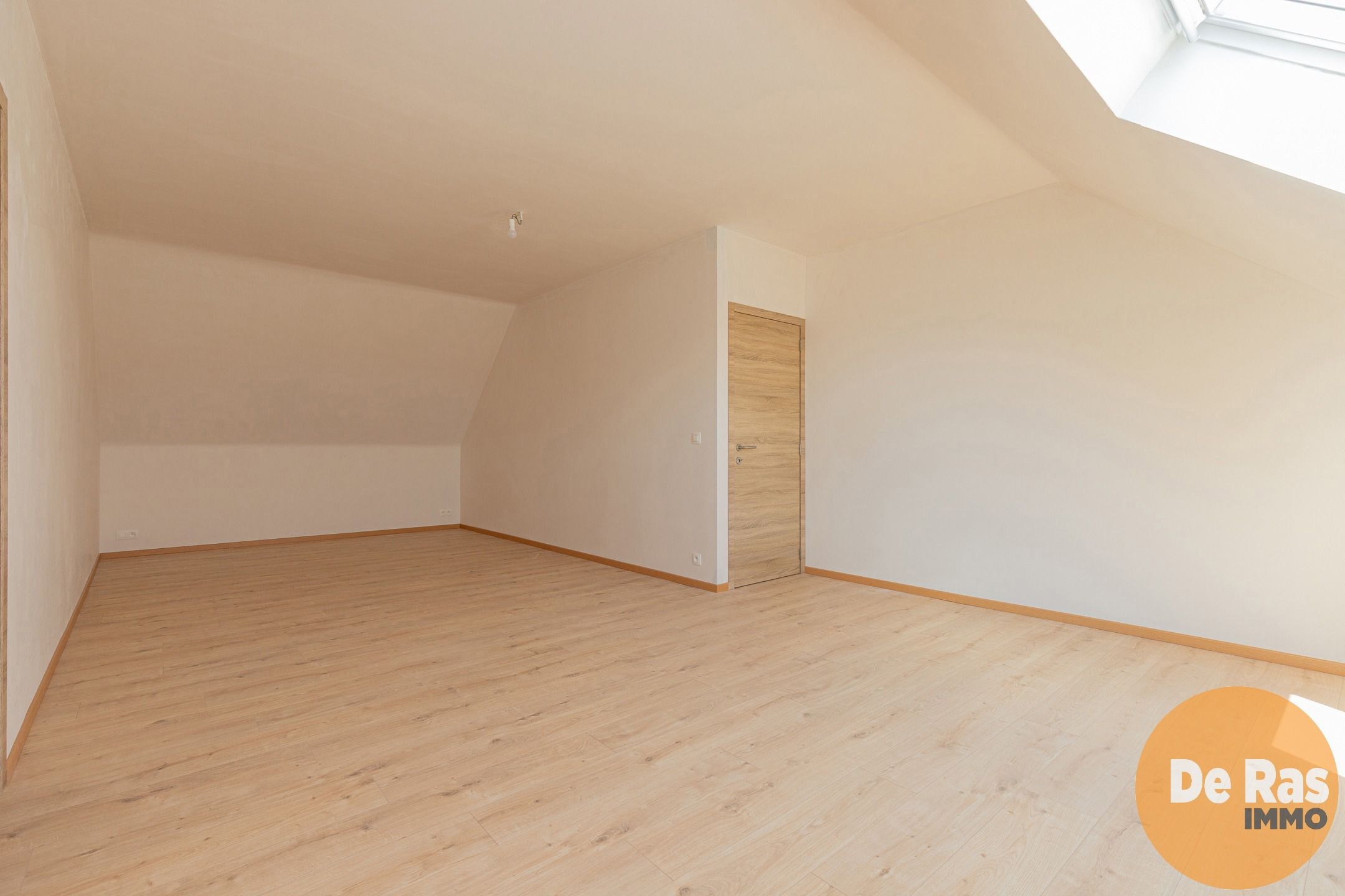 ERONDEGEM - Ruime nieuwbouwwoning met 4 slaapkamers foto 17