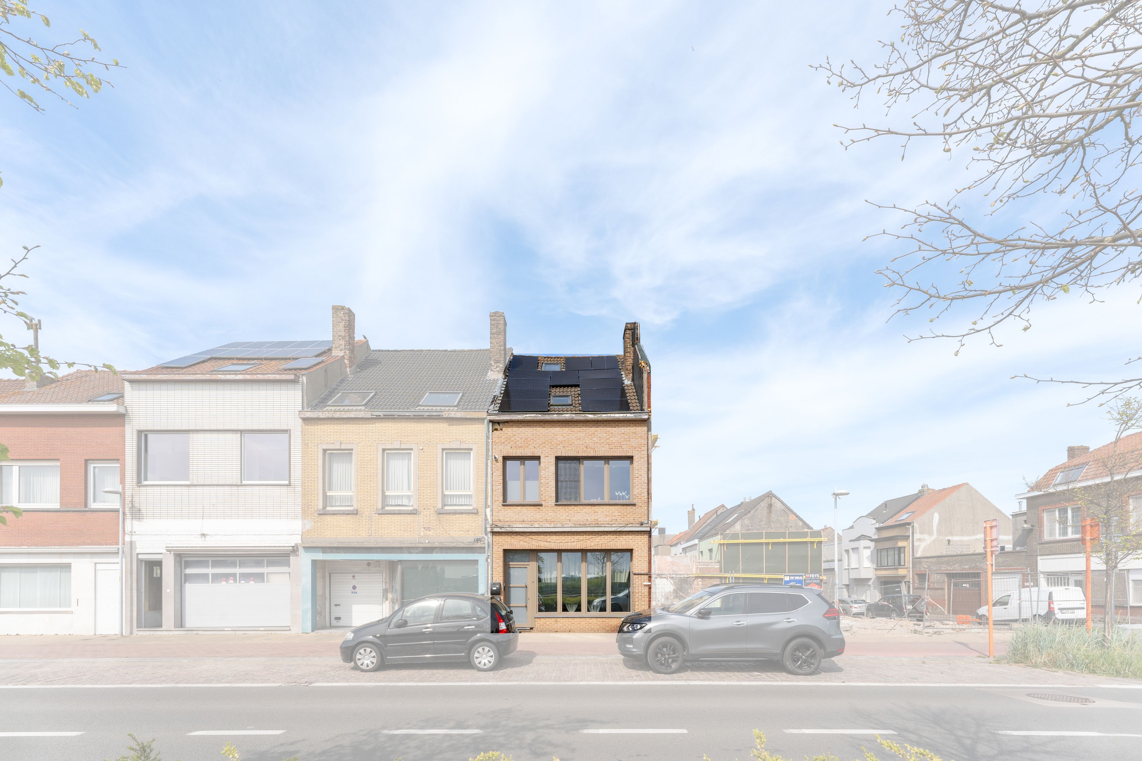 Opbrengsteigendom: 2 VERHUURDE woongelegenheden te Bredene. Rendement van meer dan 5%! foto {{pictureIndex}}