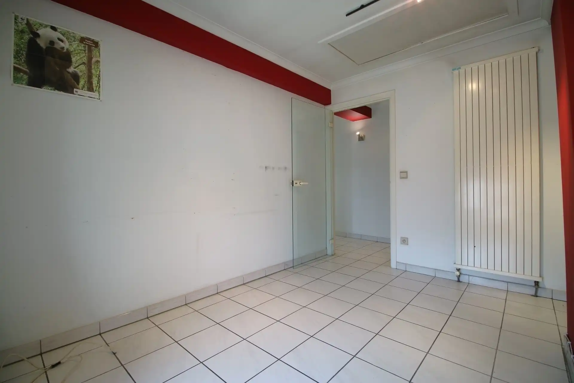 Ruim te renoveren handelspand met woning foto 25