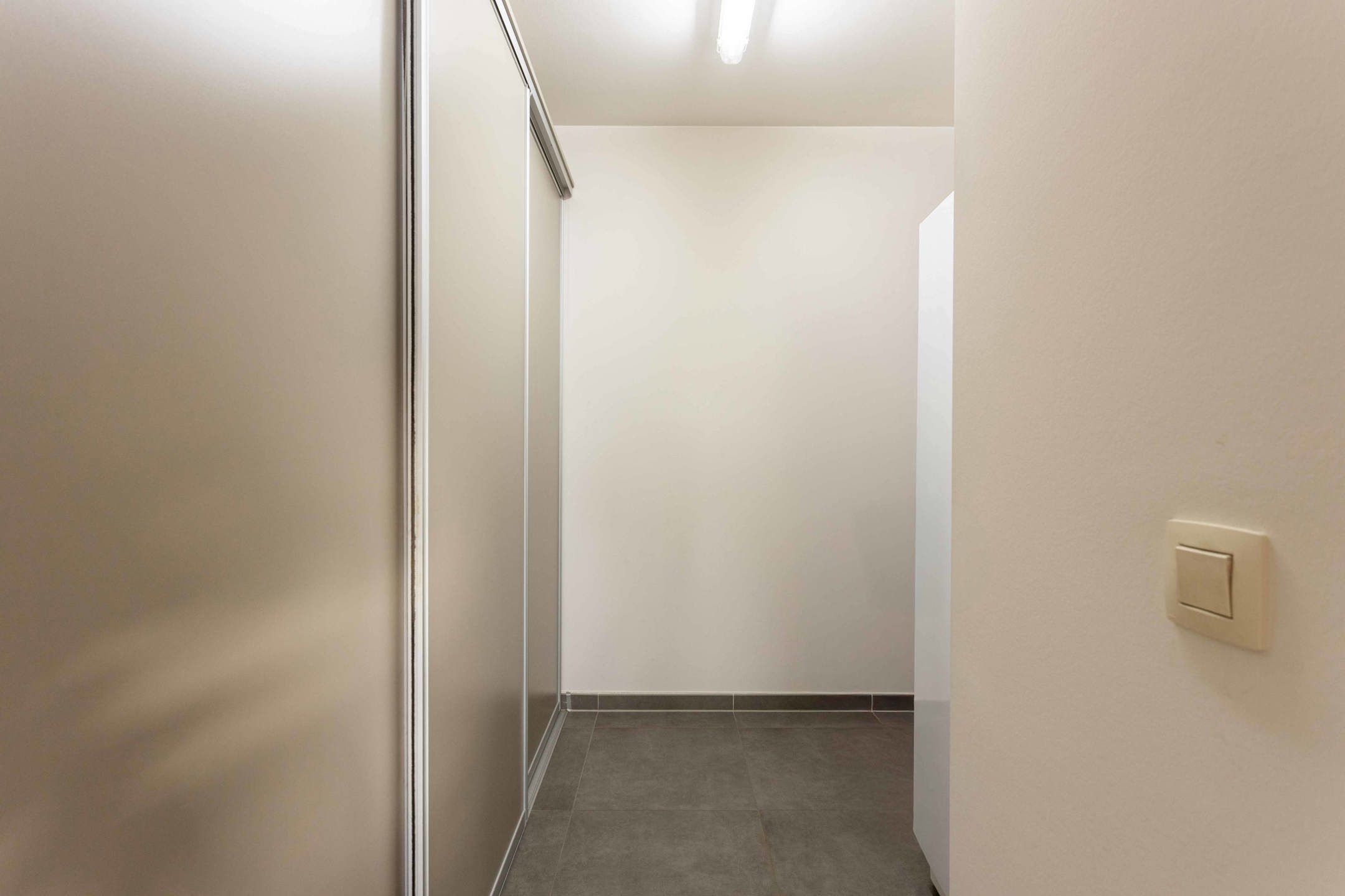 Lichtrijk appartement met terras en garagebox te Kluisbergen foto 13