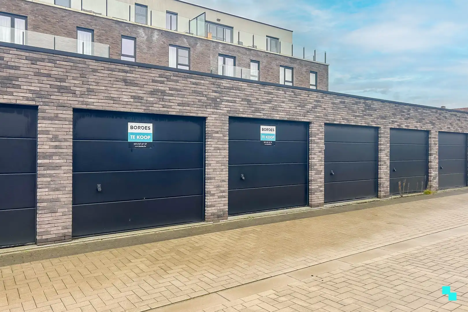 Garagebox te Emelgem foto 2