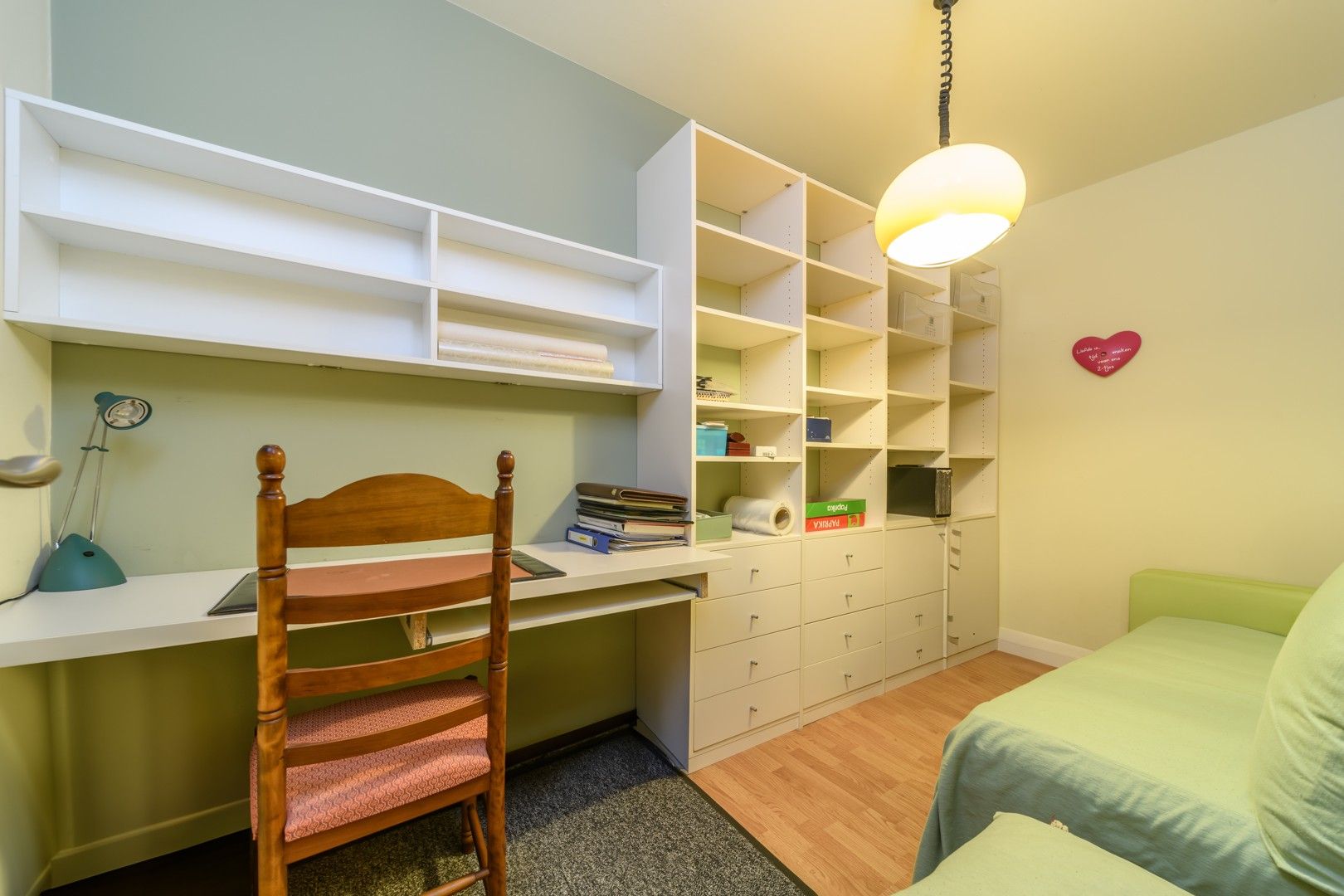 Instapklaar 2-slaapkamer appartement foto 14