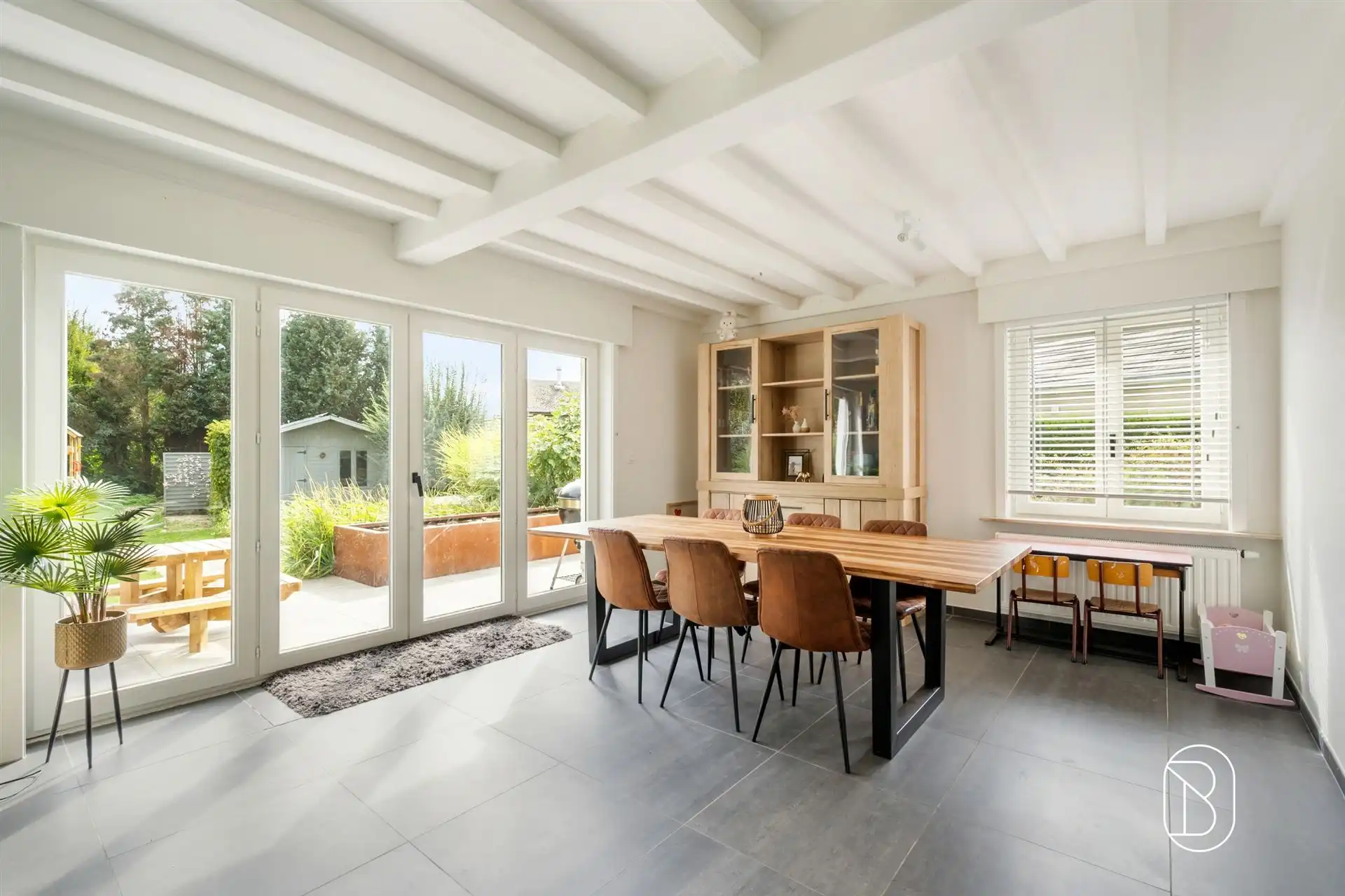 Ruime alleenstaande woning met 4 SLK op 991 m²! foto 14