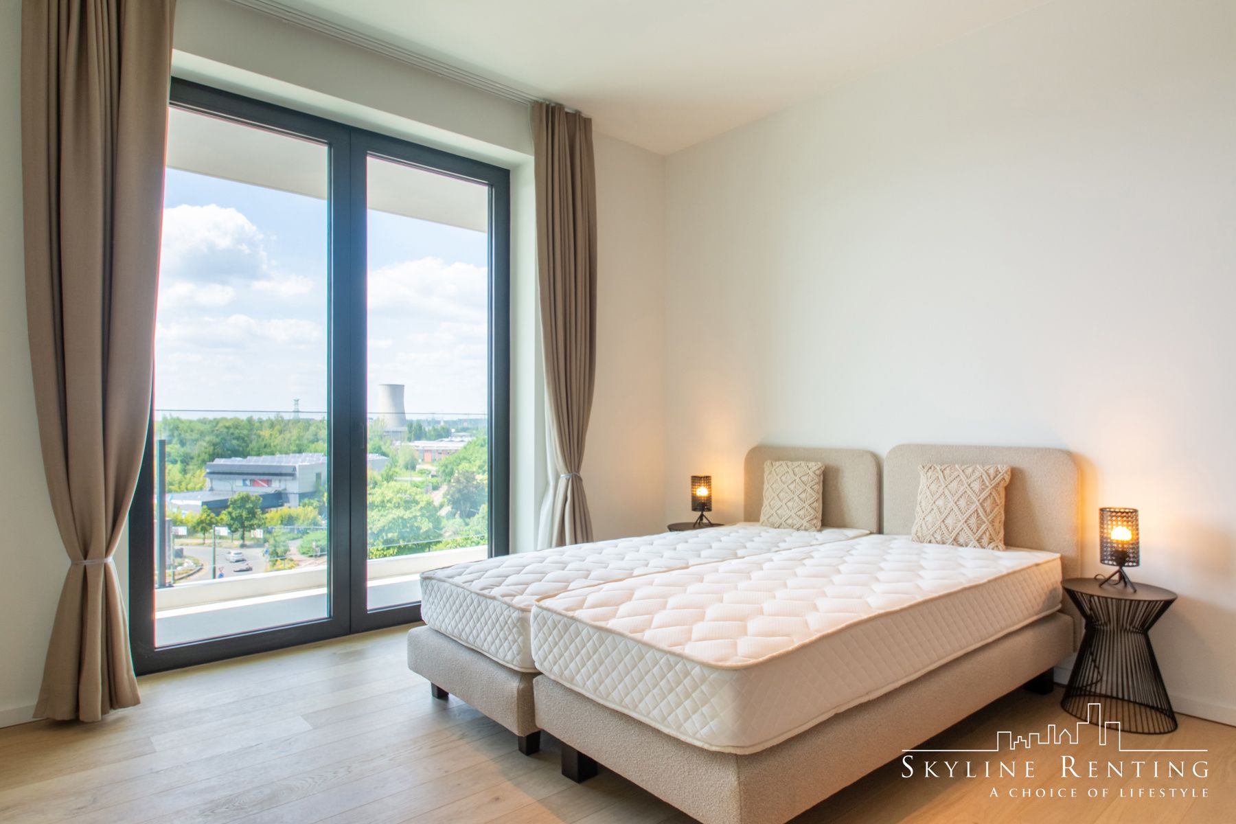 Prachtig gemeubeld 2 slaapkamer appartement met groot TERRAS foto 12