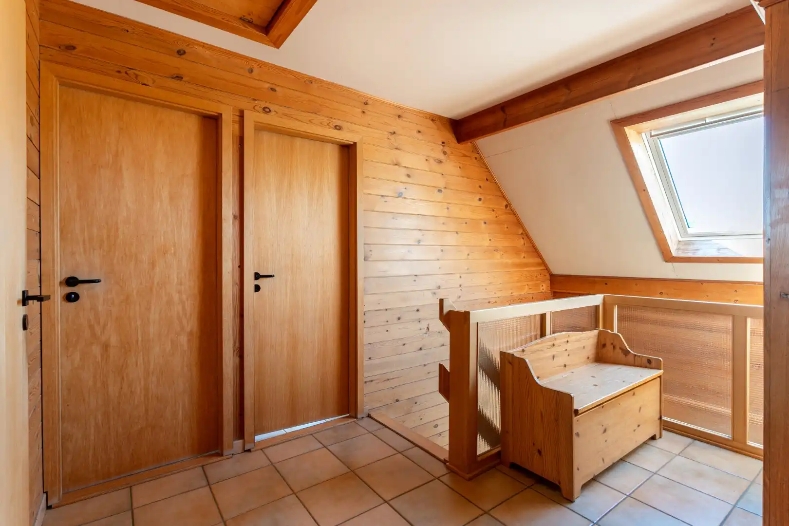 Ruime woning gelegen in een groene omgeving foto 21