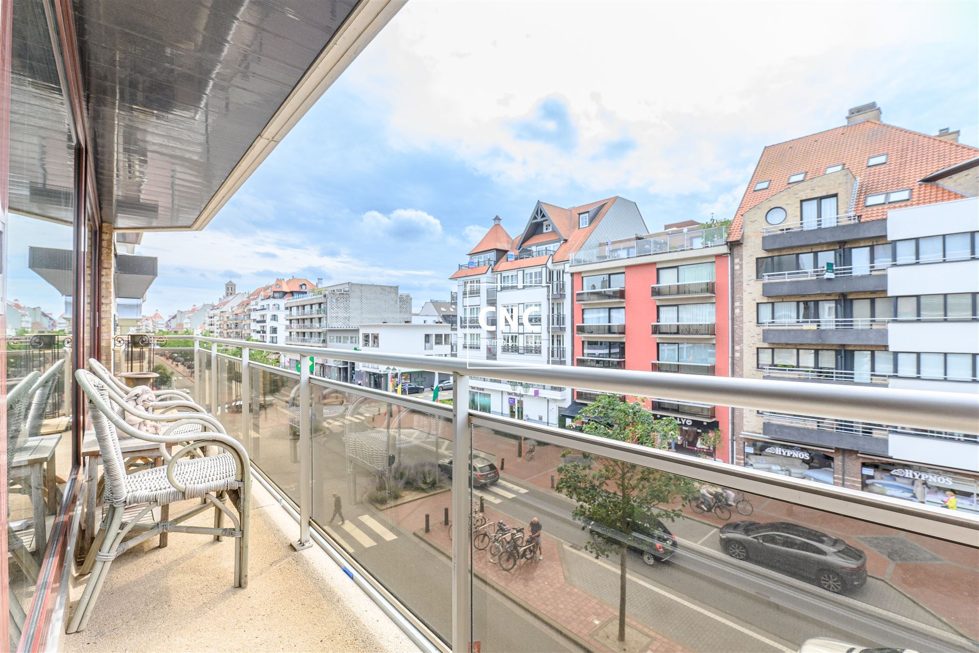 Ruim 2-SLK appartement aan de zonnekant van de Lippenslaan foto 6