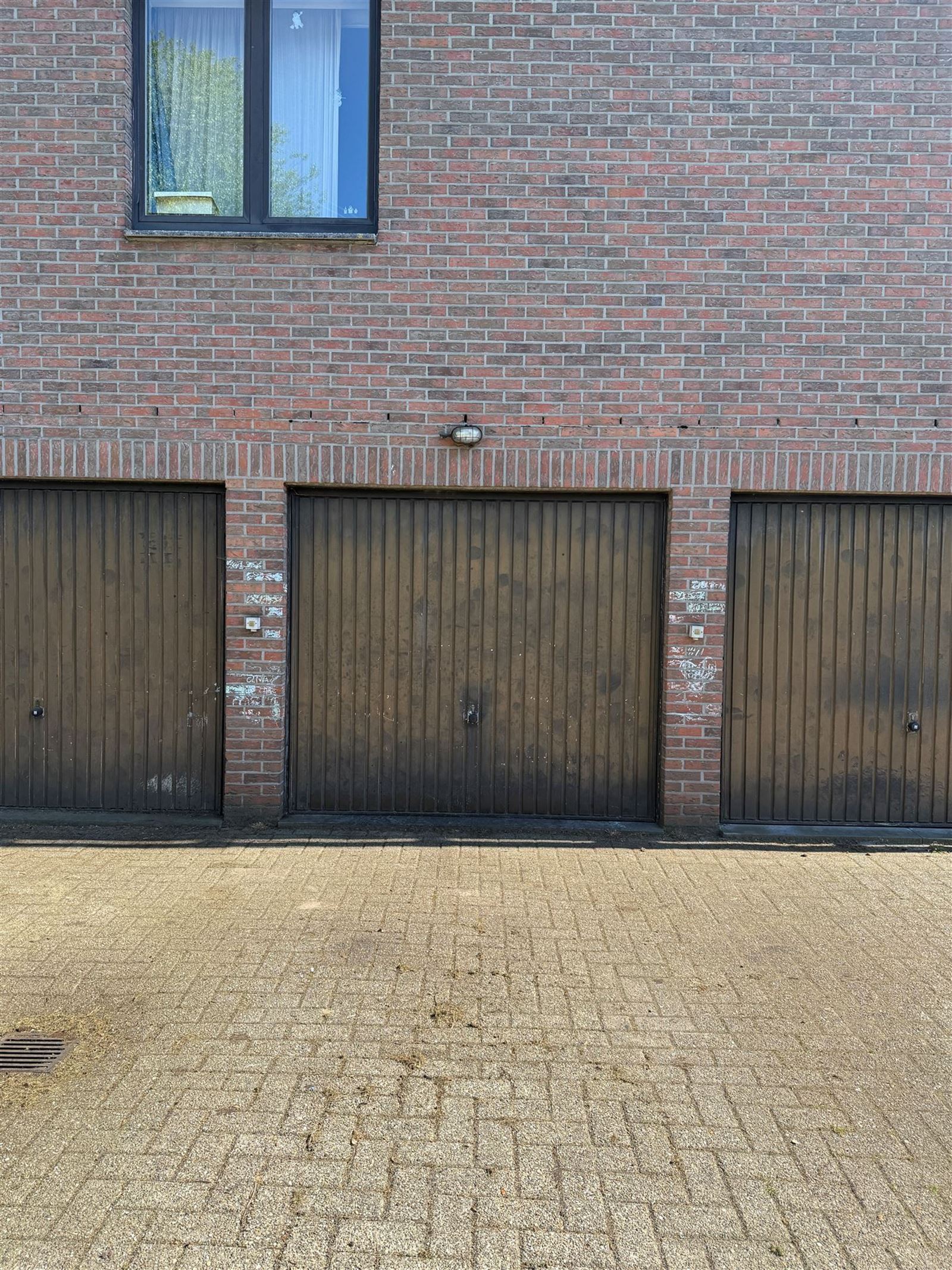 Gelijkvloersappartement met 2 slaapkamers, terras en garagebox foto 10
