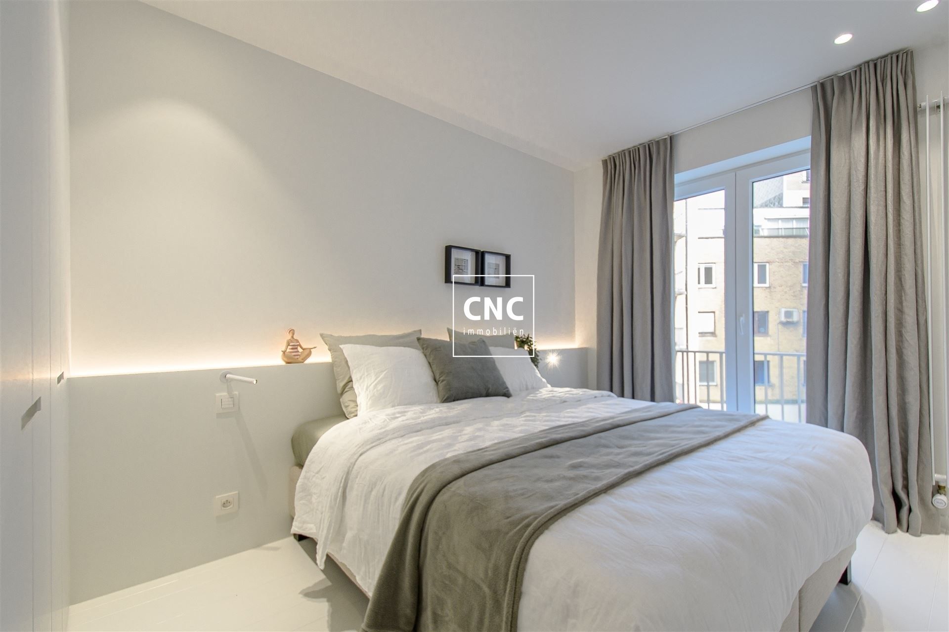 Gerenoveerd appartement in Knokke, op slechts een steenworp van de zeedijk foto 6