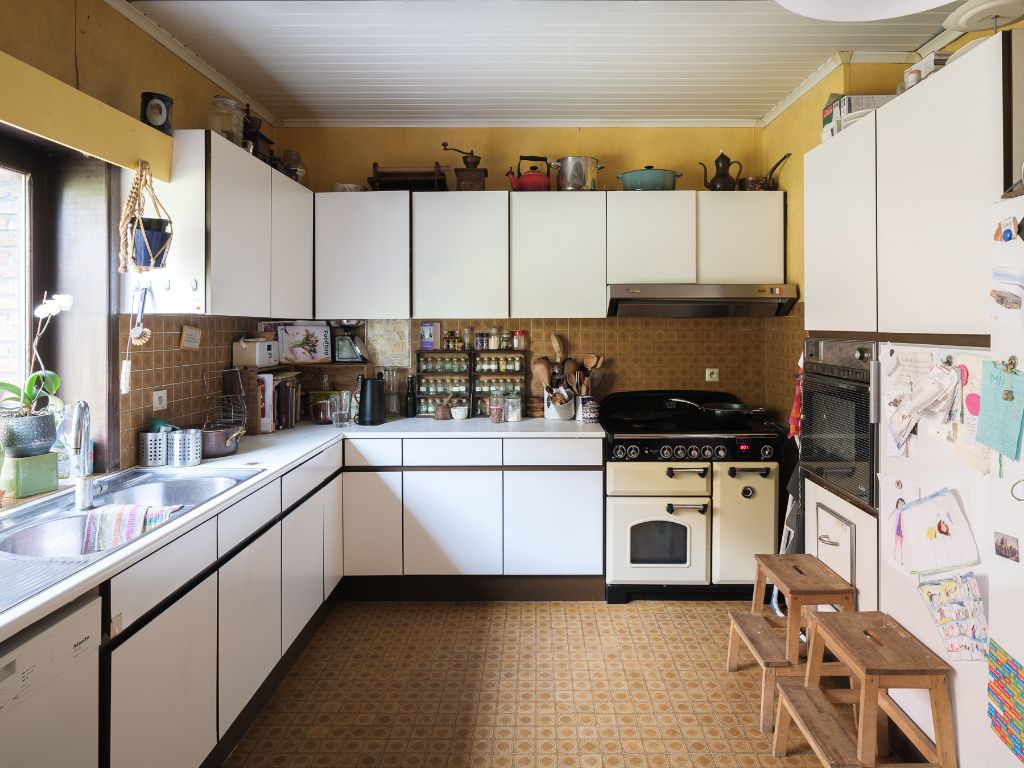 Wondelgem - Ruime (397 m2 bvo) en karaktervolle, op te frissen burgerwoning met art-déco elementen en prachtige tuin op een boogscheut van het Centrum van Gent. foto 12