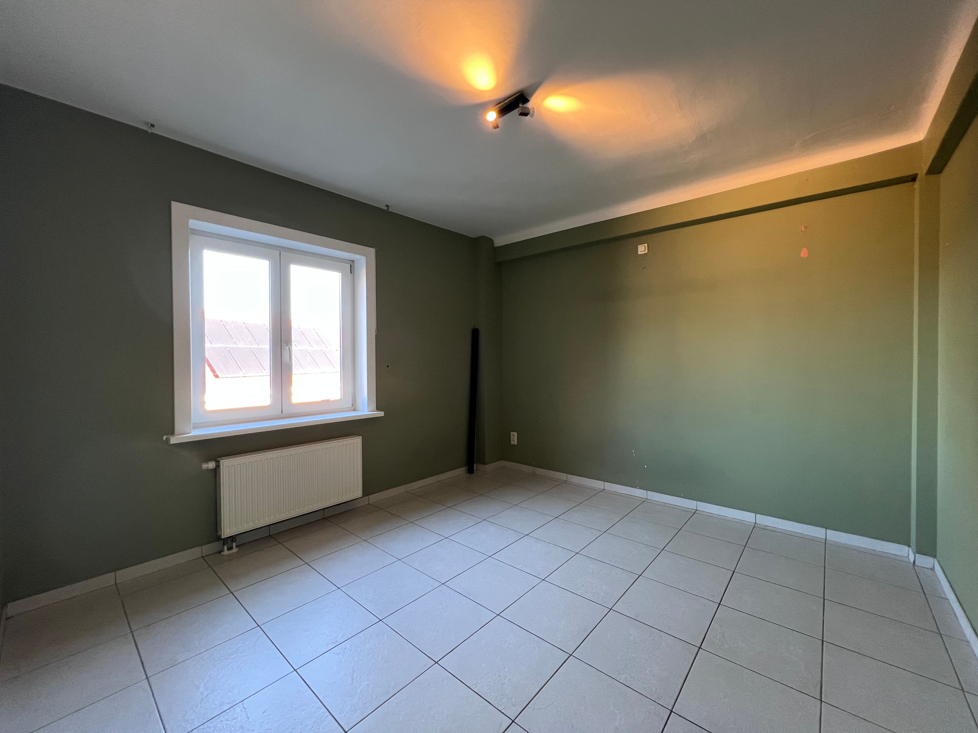 Ruim en lichtrijk appartement te huur in het hart van Belzele (Evergem) foto 10