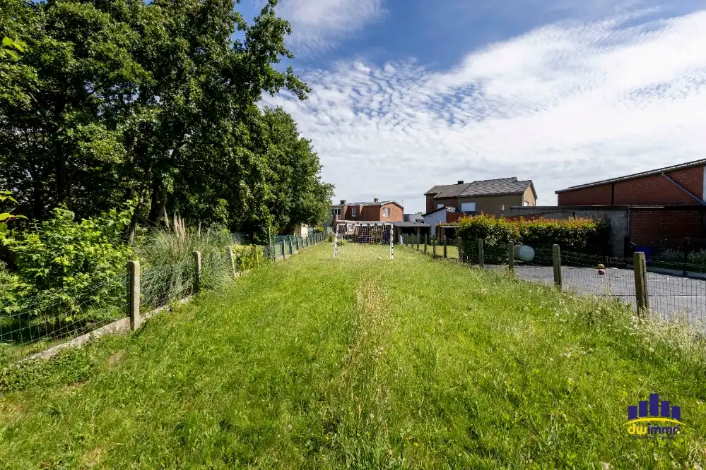 Ruime halfopen bebouwing met grote tuin in Lochristi opp. 688m² foto 17