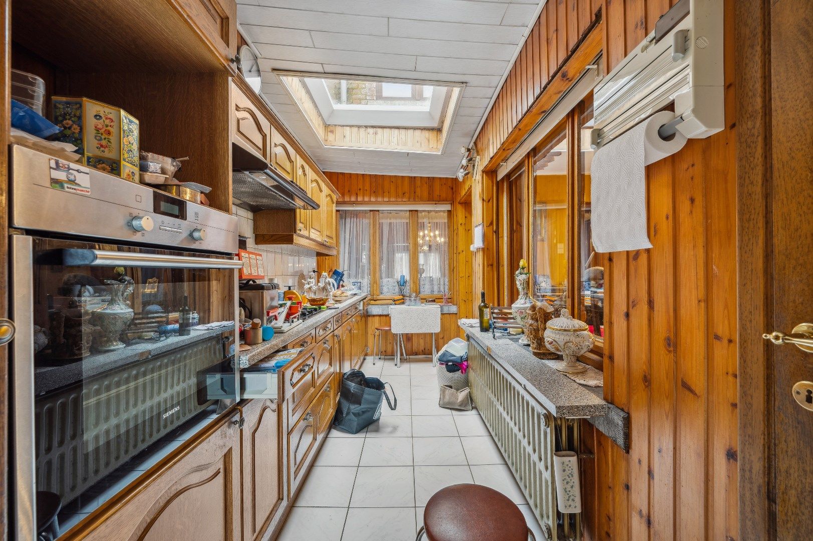 Gezinswoning met 3 slaapkamers en grote tuin. foto 10