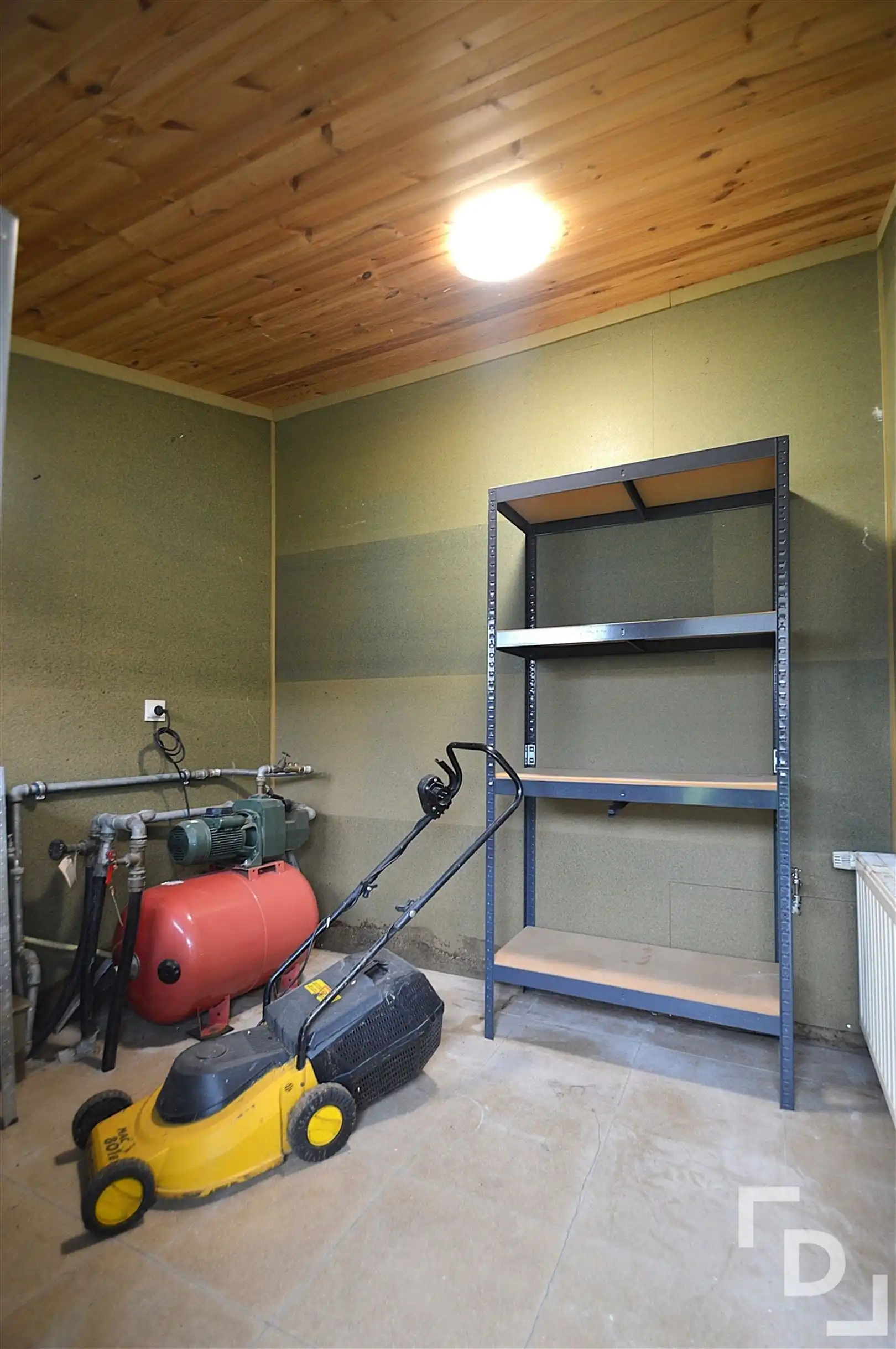 "Gerenoveerde stadswoning in het centrum van Poperinge" foto 23