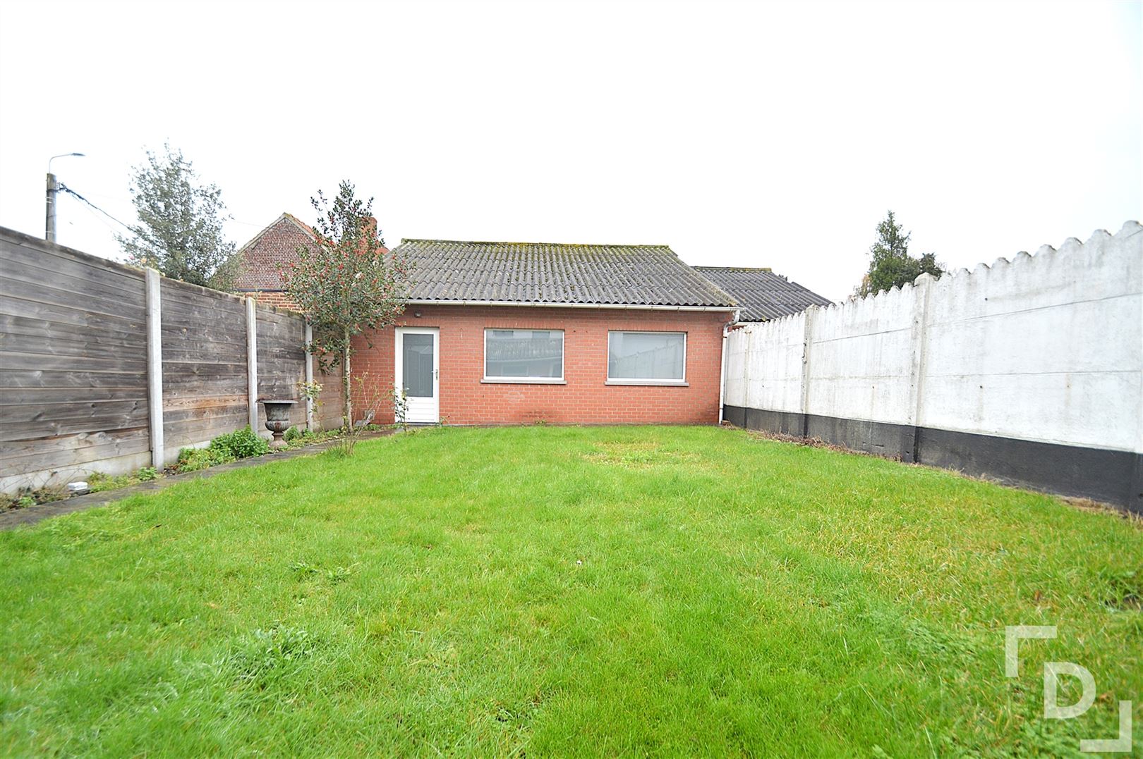 "Gerenoveerde stadswoning in het centrum van Poperinge" foto 23