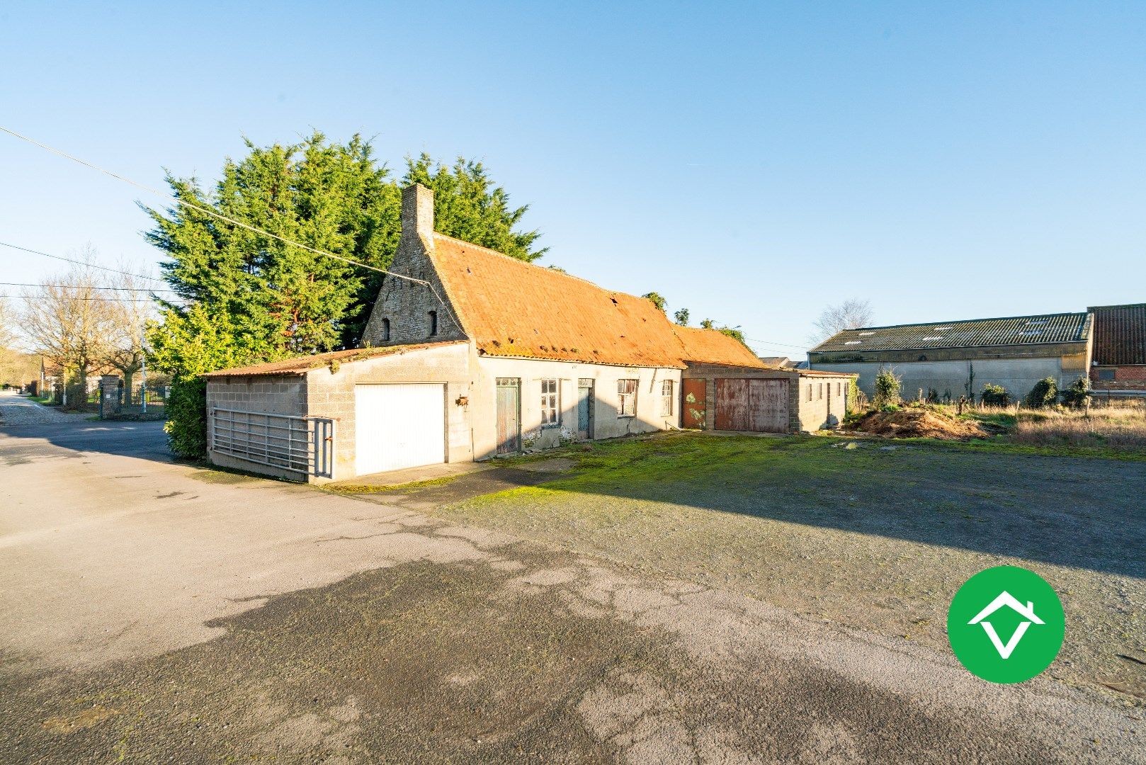 Authentieke hofstede in een landelijke omgeving te Koekelare foto 25
