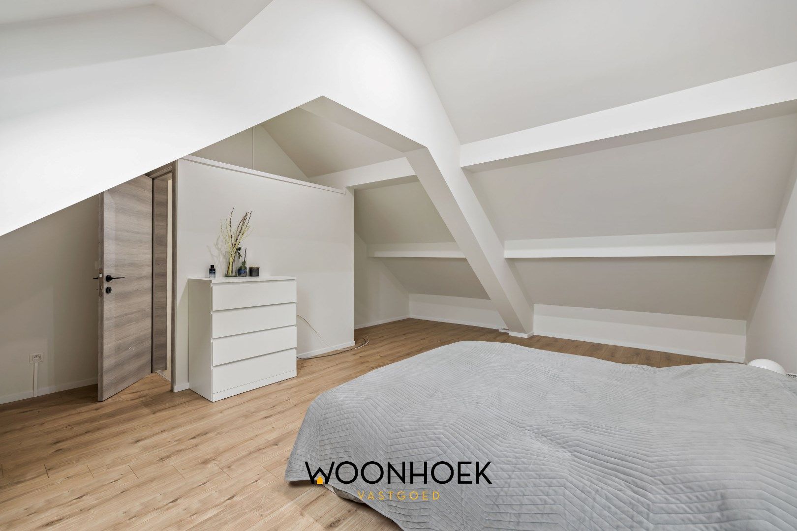 VERKOCHT! Binnen de week! Woonhoek Vastgoed Lokeren foto 13