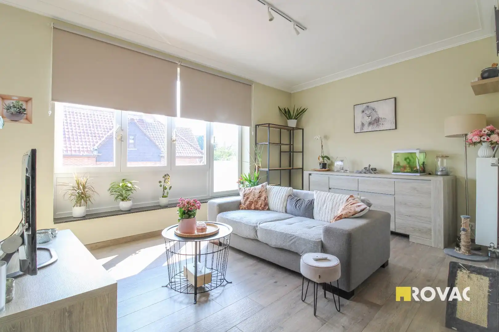 Volledig gerenoveerd en gemeubeld appartement met garage! foto 3