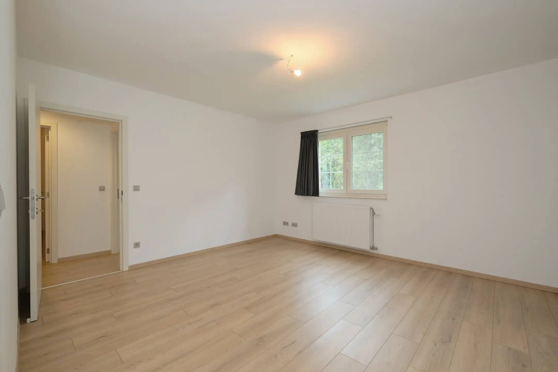 Hedendaagse en energiezuinige villa in rustige wijk foto 18