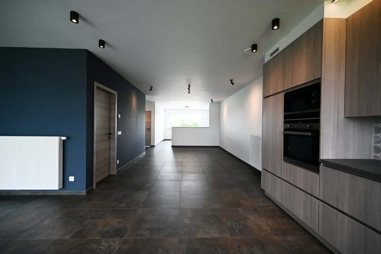 Prachtige nieuwbouwwoning met 3 slaapkamers en ruime garage! foto 12